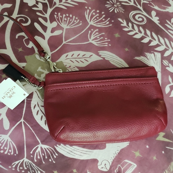 Coach Handbags - BRAND NEW! Coach Wristlet